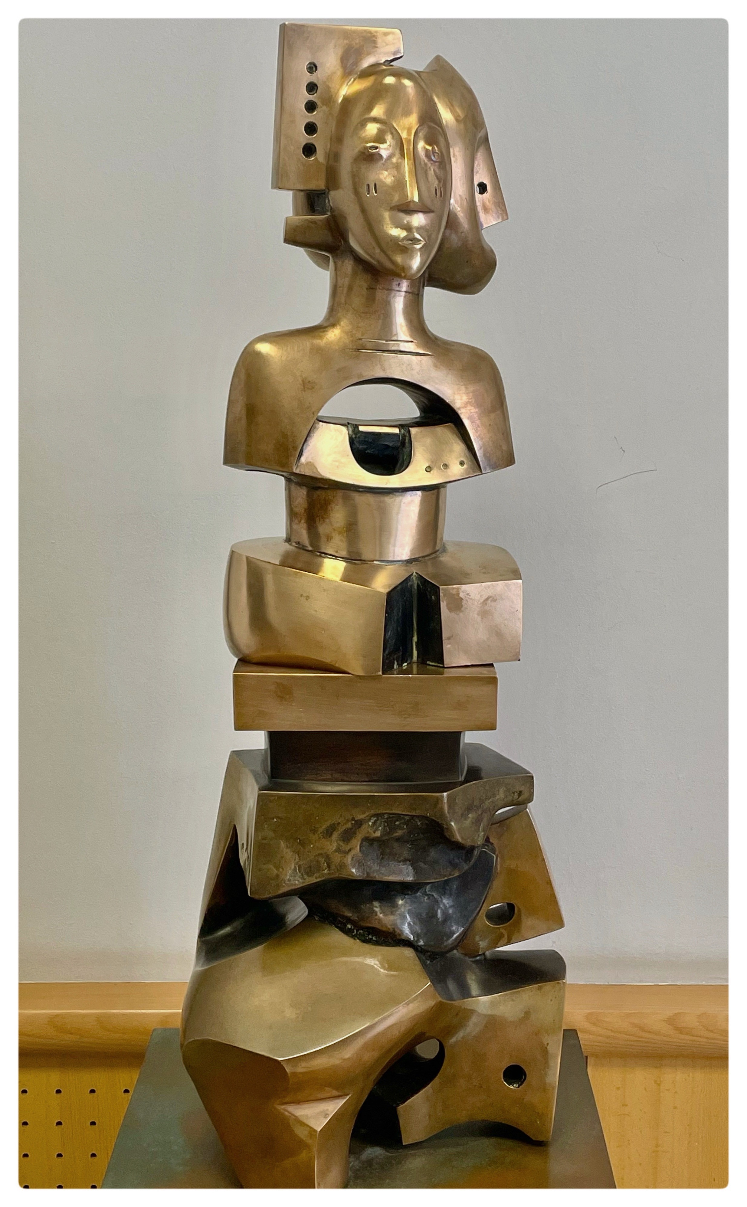 Obra del mes. Integración Tribal